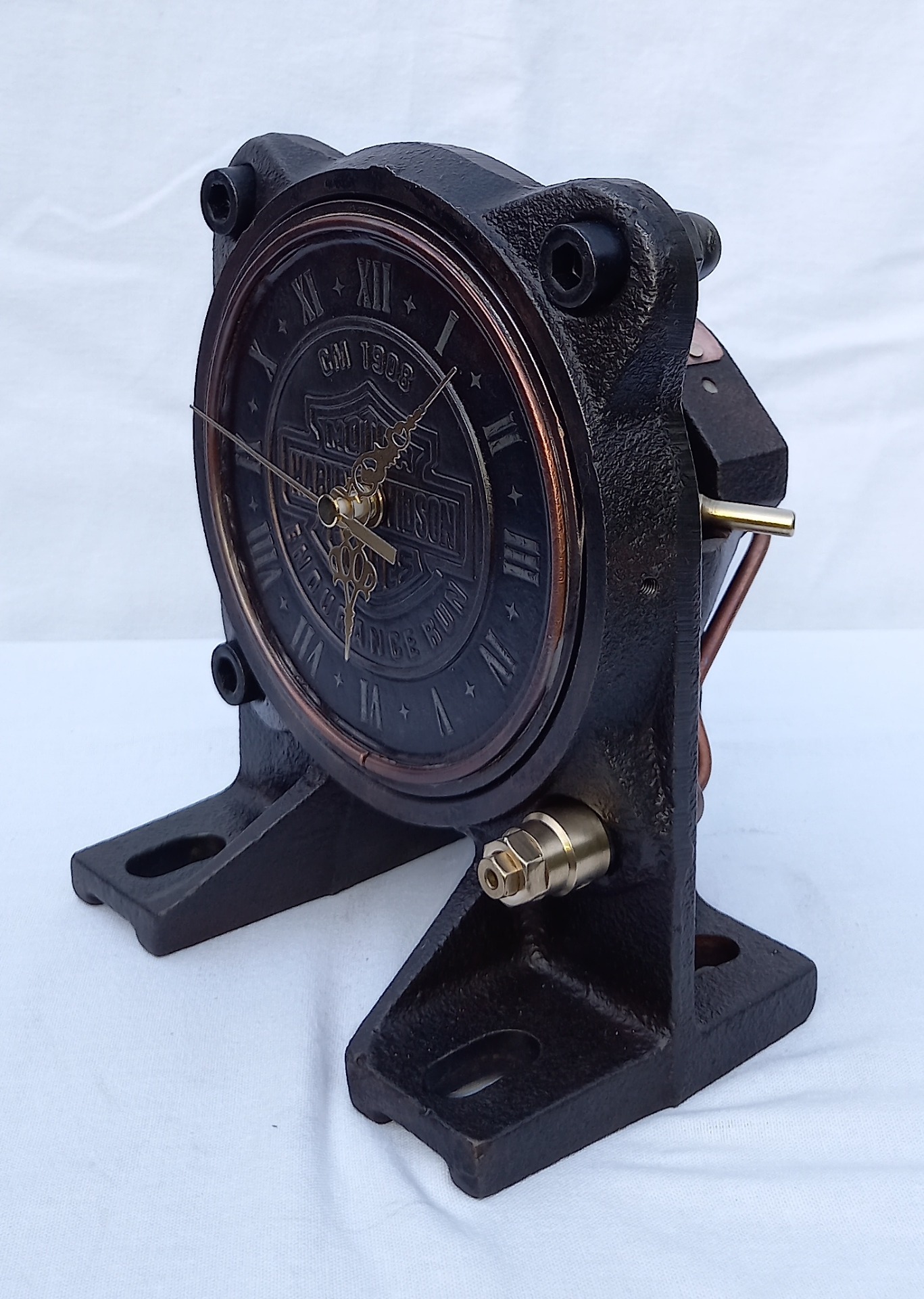 MC CLOCK